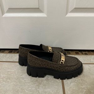 GBG Los Angeles Platform Loafer